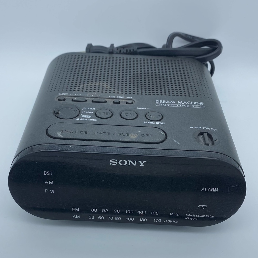 Sony Dream Machine Model No. ICF-C218 Alarm Clock Radio